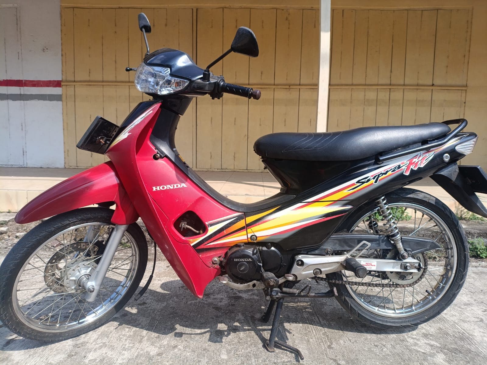Gambar motor 2