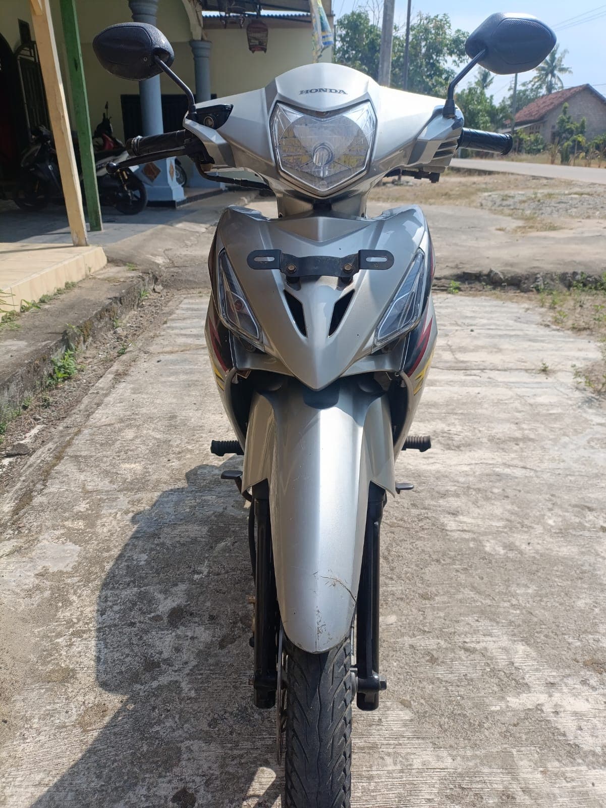 Gambar motor 3