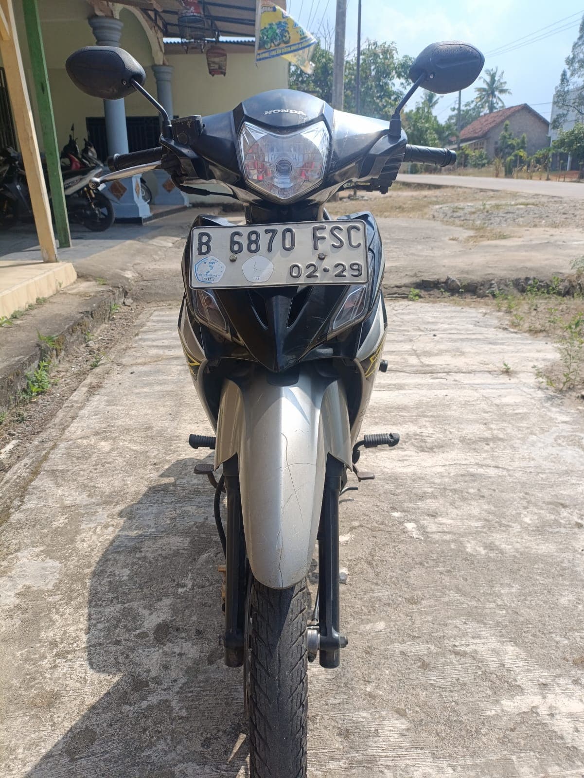 Gambar motor 3