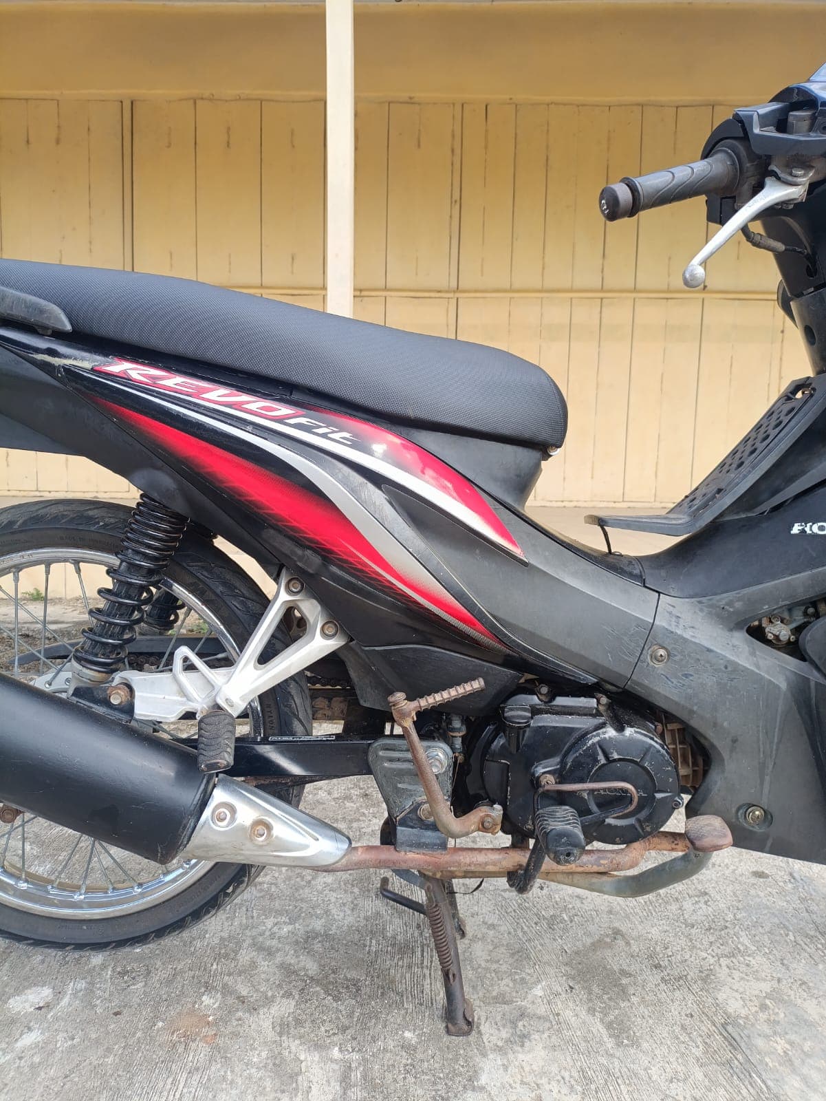 Gambar motor 4