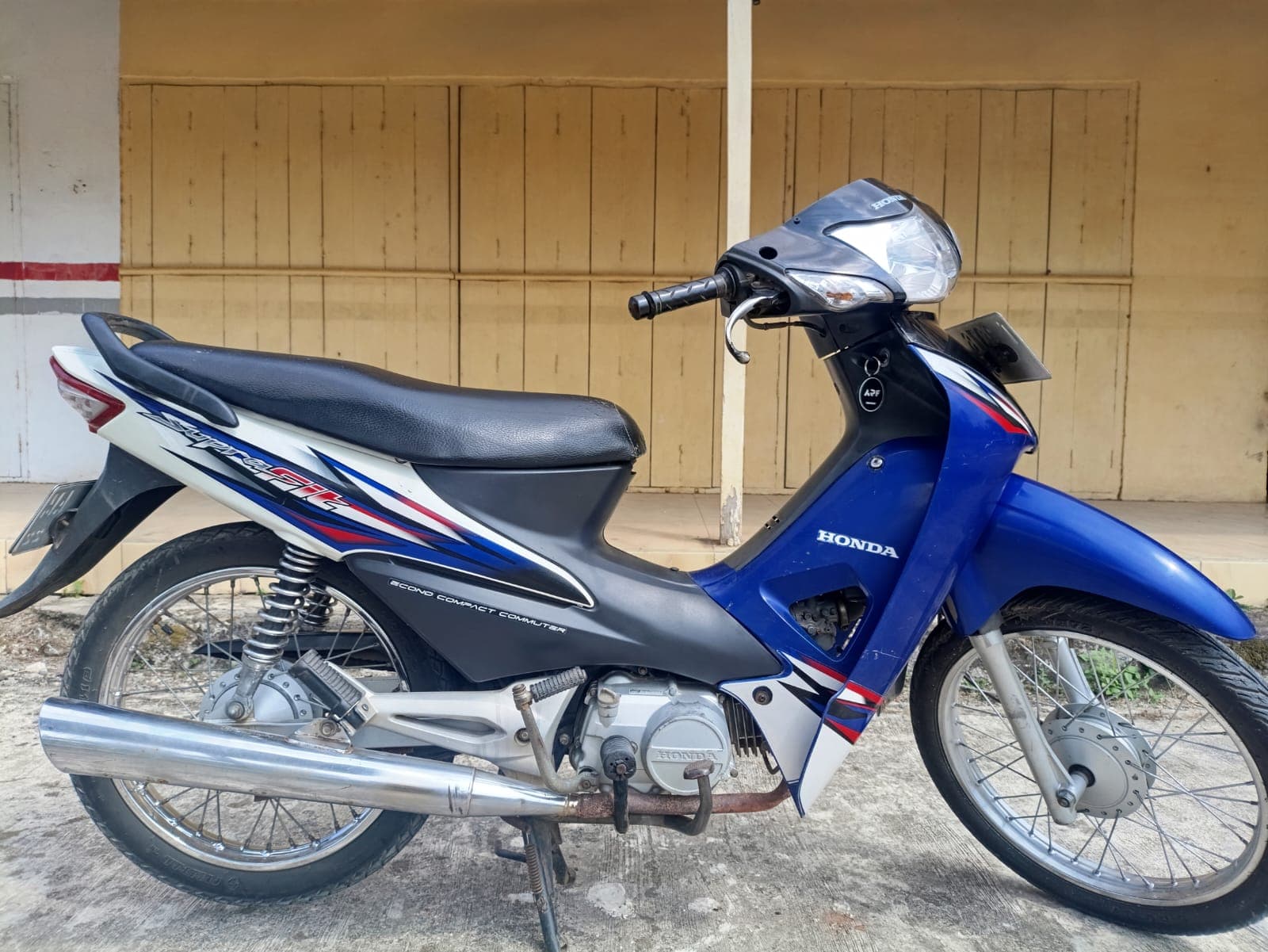 Gambar motor 1