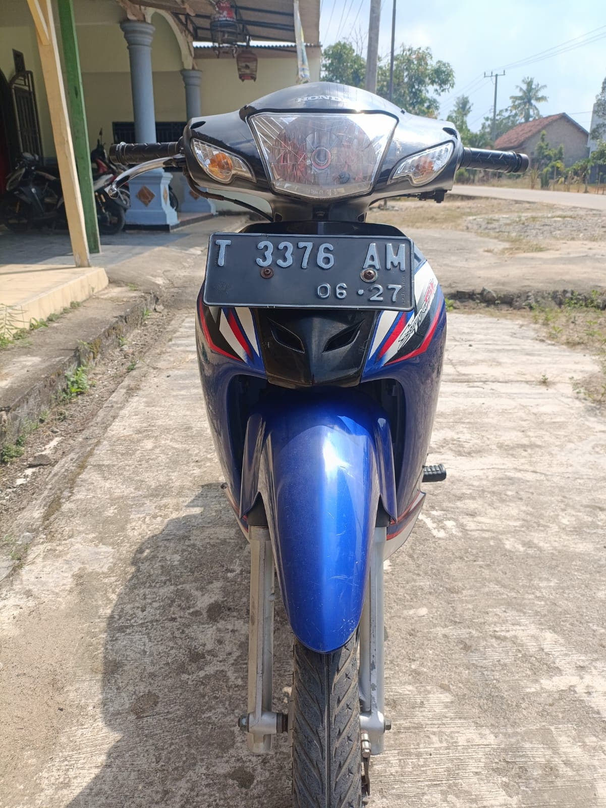 Gambar motor 3
