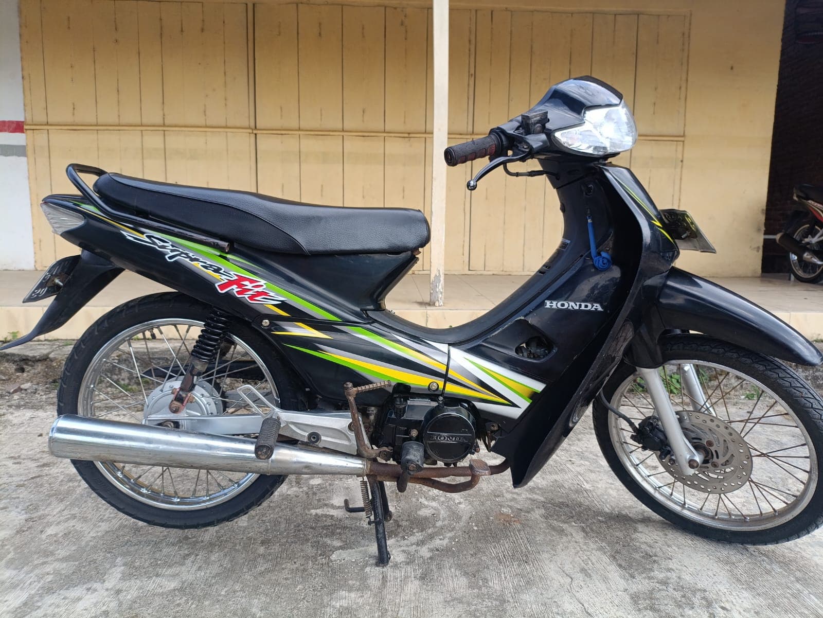 Gambar motor 2