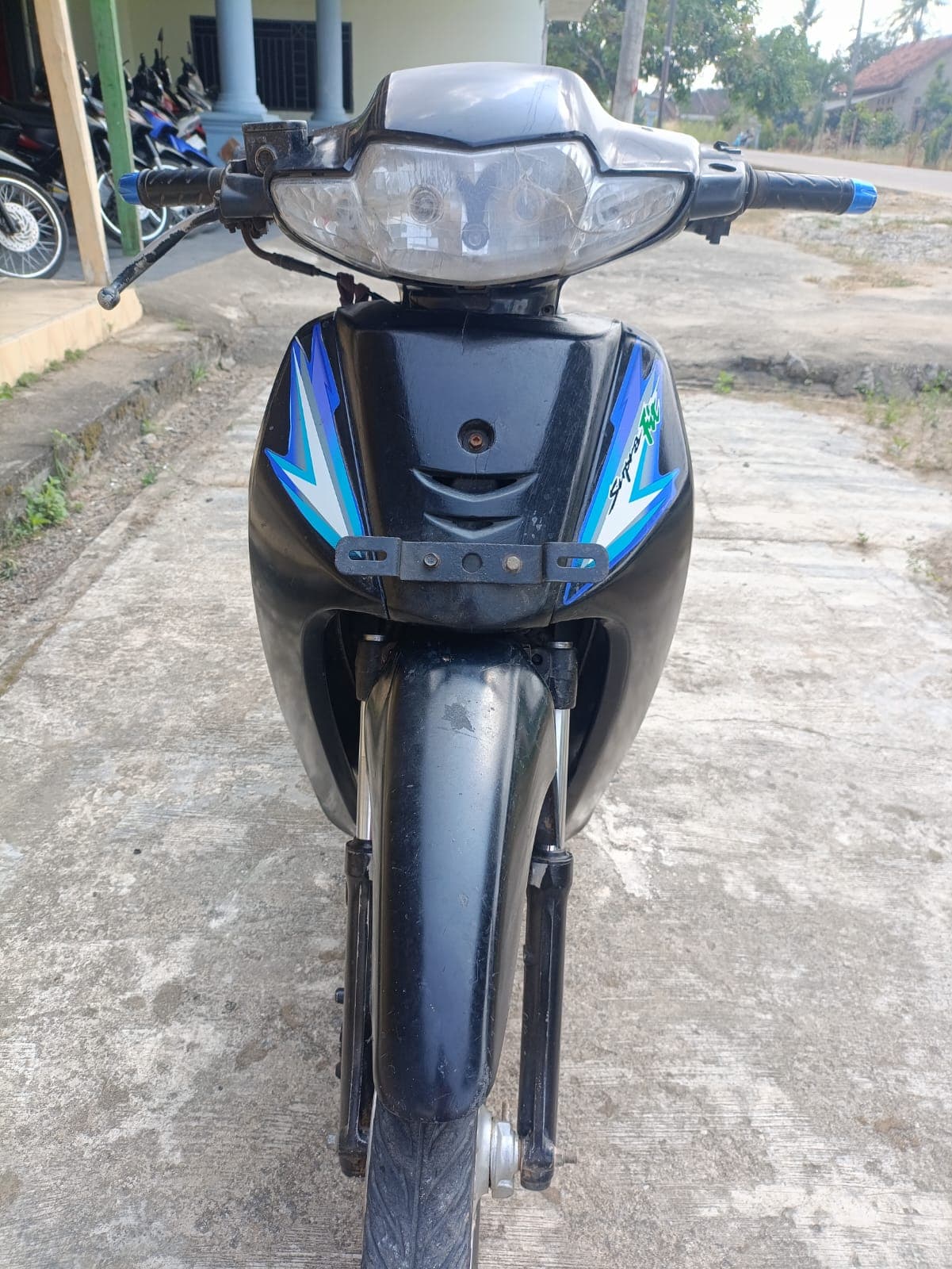 Gambar motor 3