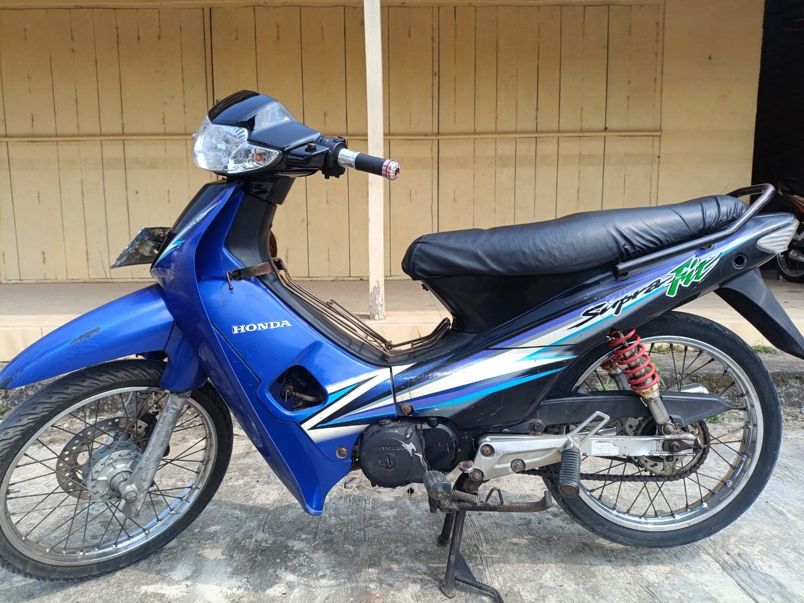 Gambar motor 1