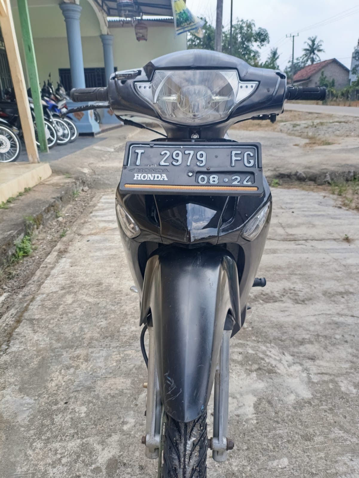 Gambar motor 3